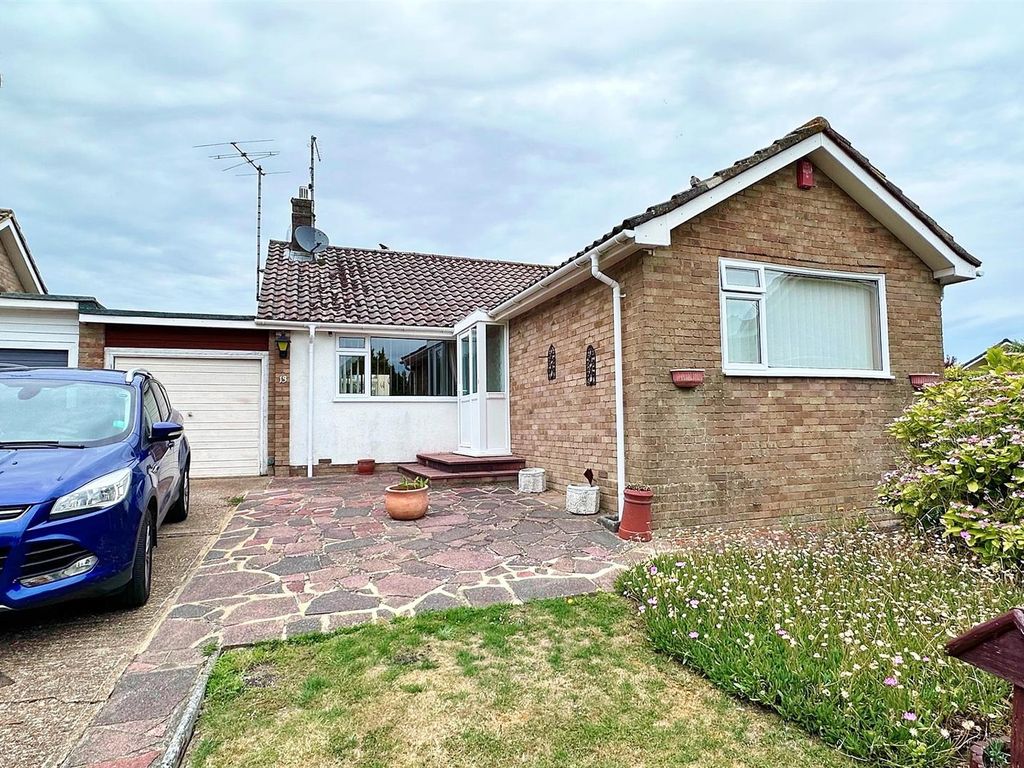 2 bed bungalow for sale in Waldron Close, Eastbourne BN22 Zoopla