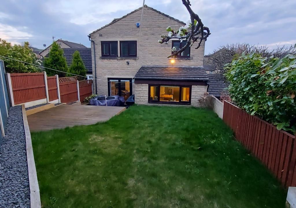 3 bed detached house for sale in Ling Park Avenue, Wilsden, Bradford BD15 Zoopla