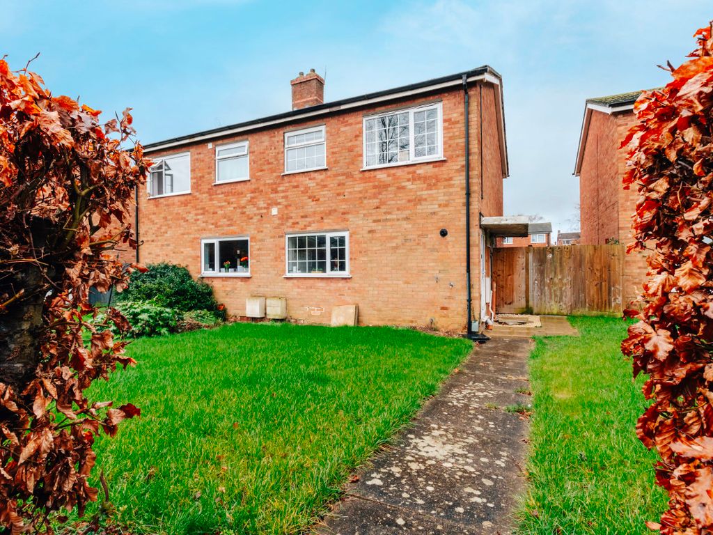 2 bed semidetached house for sale in Meadow Walk, Yaxley PE7, £230,000