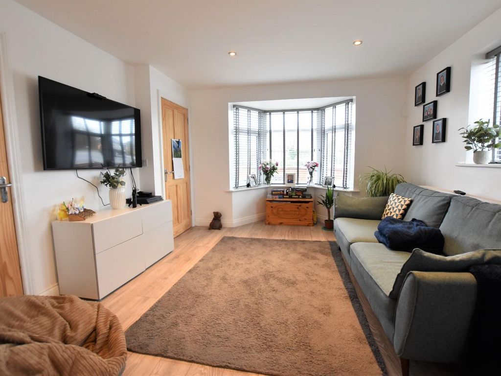 3 bed detached house to rent in Earlsgate, Winterton, Scunthorpe DN15