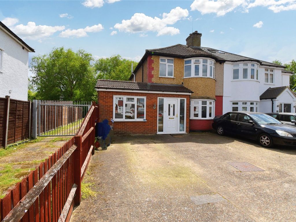 4 bed semidetached house for sale in Lea Crescent, Ruislip, Middlesex