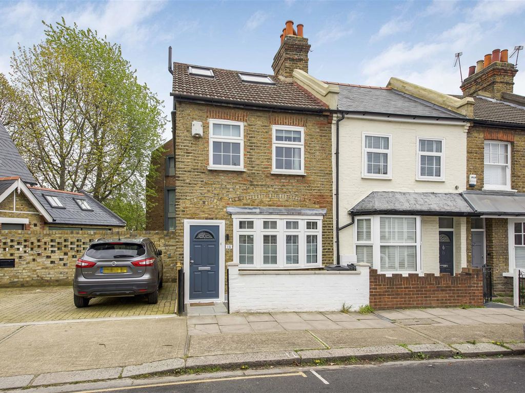 3 bed end terrace house for sale in Thornbury Road, Osterley, Isleworth