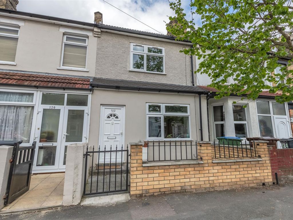 2 bed terraced house for sale in Thorpe Road, London E7 Zoopla
