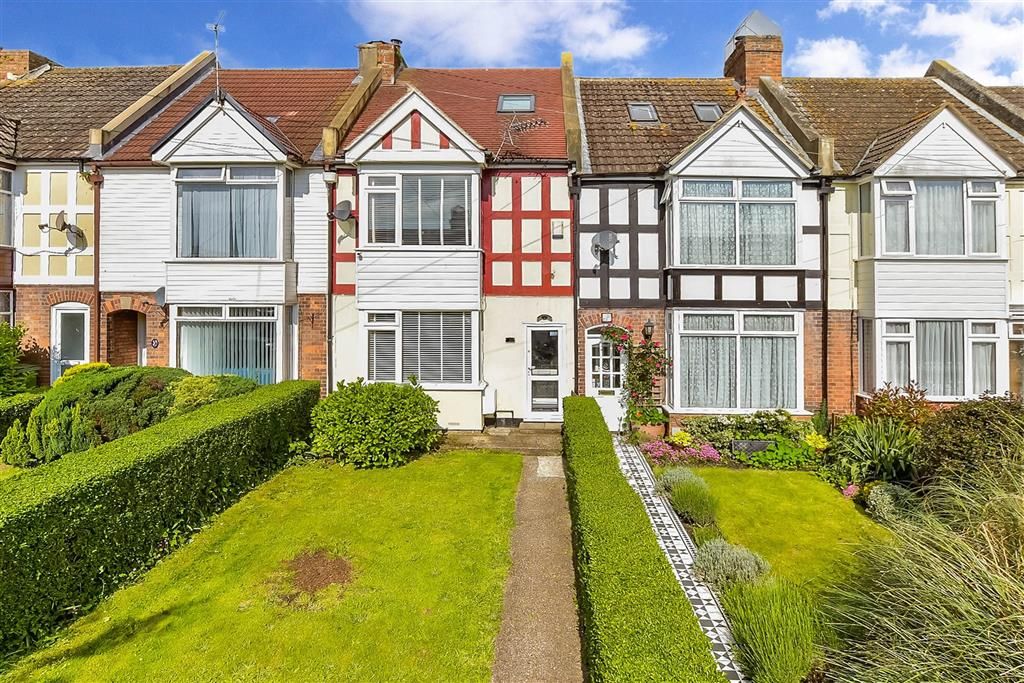 3 bed terraced house for sale in Ashley Avenue, Cheriton, Folkestone