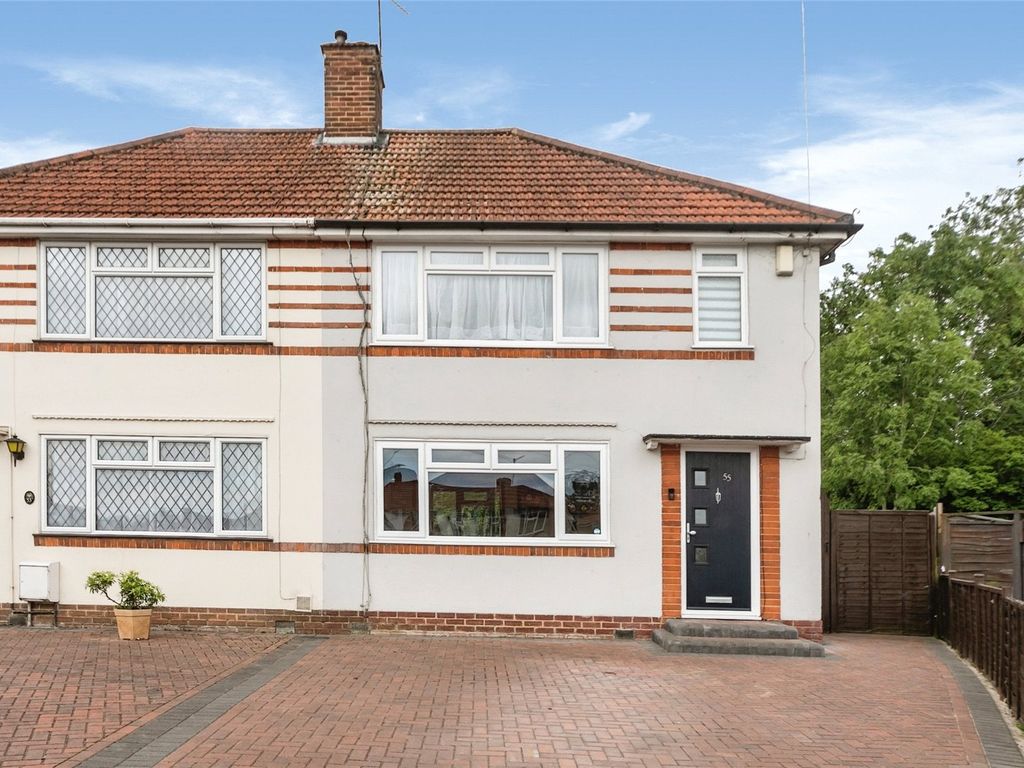 3 bed semidetached house for sale in Greenfields Road, Reading RG2, £