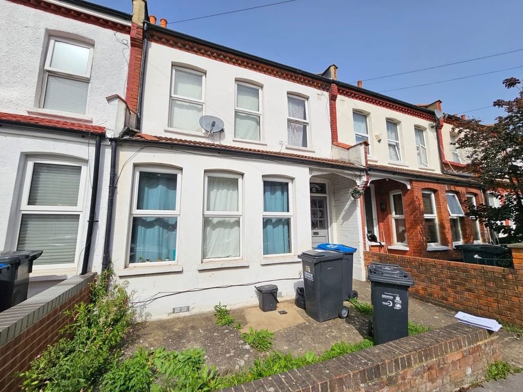 3 bed terraced house for sale in Langdale Road, Thornton Heath CR7, £