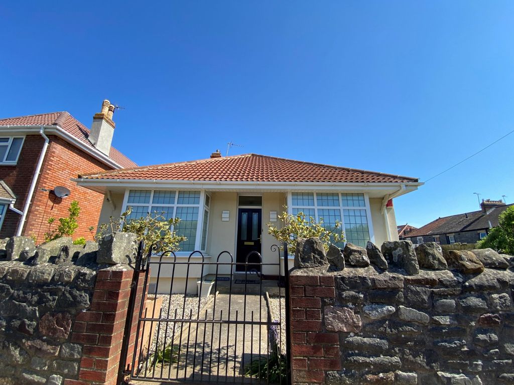 3 bed bungalow for sale in Links Road, Uphill, WestonSuperMare BS23