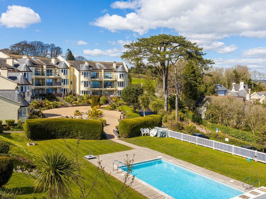 2 bed flat for sale in Teignmouth Road, Torquay. TQ1 Zoopla