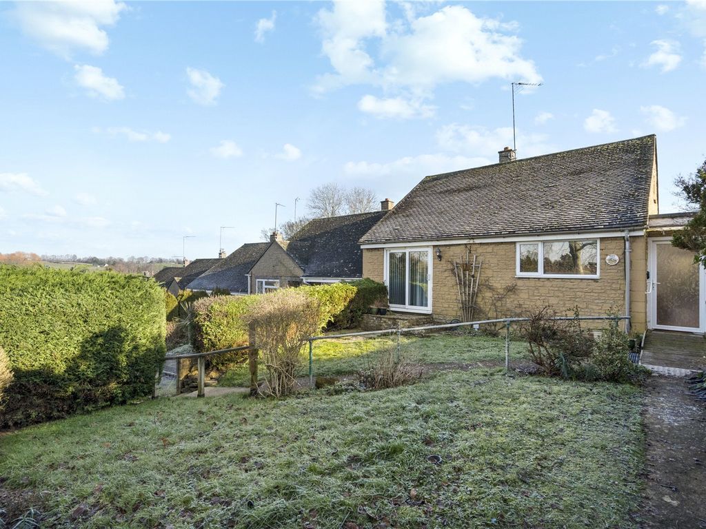 2 bed bungalow for sale in Close, Barford St. Michael, Banbury