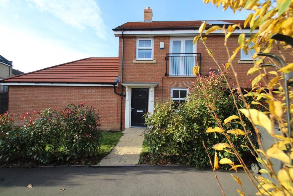 2 bed detached house to rent in Culverhouse Road, Swindon SN1 Zoopla