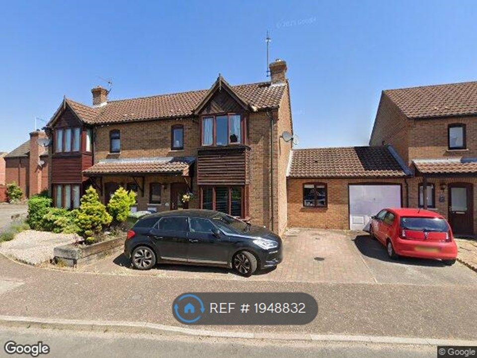 3 bed semidetached house to rent in Cameron Green, Taverham, Norwich