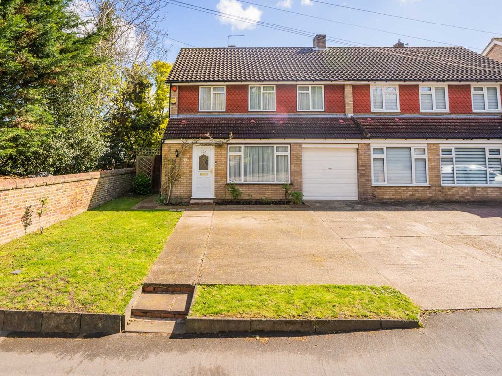 4 bed semidetached house for sale in Little Bushey Lane, Bushey Heath