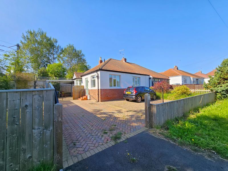 2 bed semidetached bungalow for sale in Main Road, Kenton Bank Foot