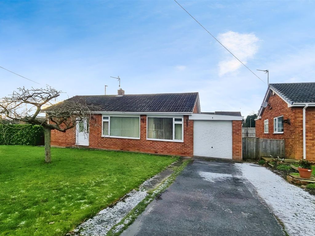 2 bed bungalow for sale in Parkside, Howden Le Wear, Crook DL15, £
