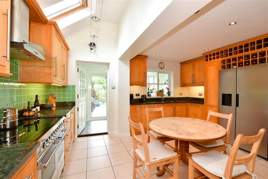 5 bed detached house for sale in Furnace Lane, Horsmonden, Tonbridge