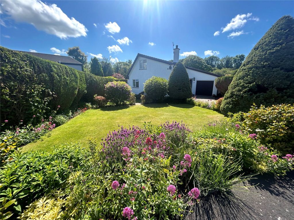 4 bed bungalow for sale in Traeth Coch Uchaf, Red Wharf Bay, Pentraeth, Isle Of Anglesey LL75, £