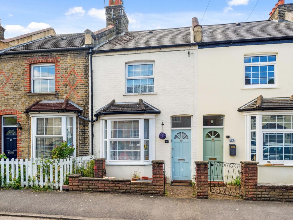 2 bed terraced house for sale in Warwick Road, Sutton SM1, £475,000