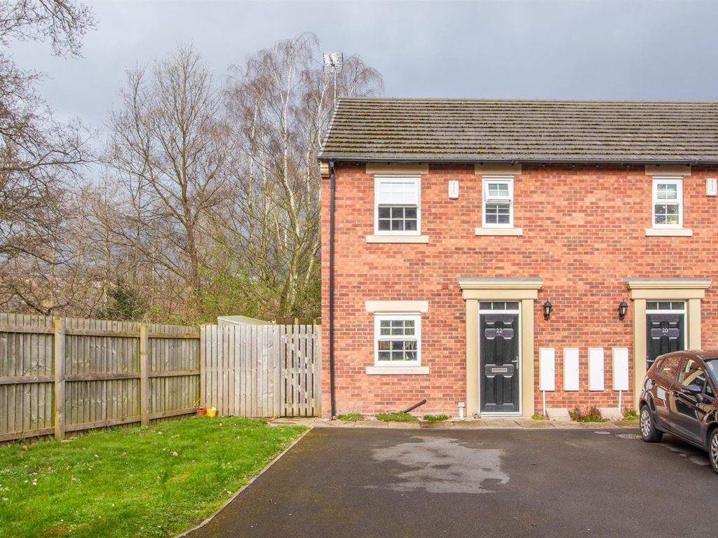 3 bed semidetached house for sale in Beckett Close, Horbury, Wakefield