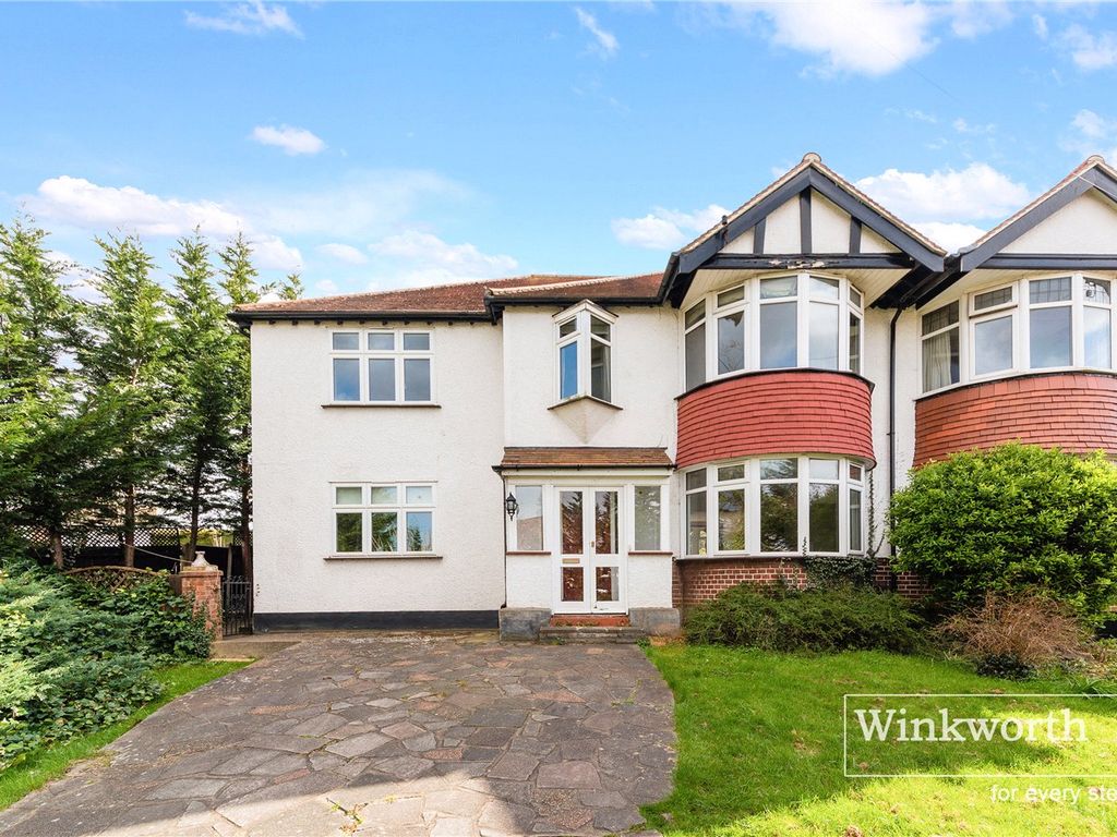 5 bed semidetached house for sale in Goodhart Way, West Wickham BR4
