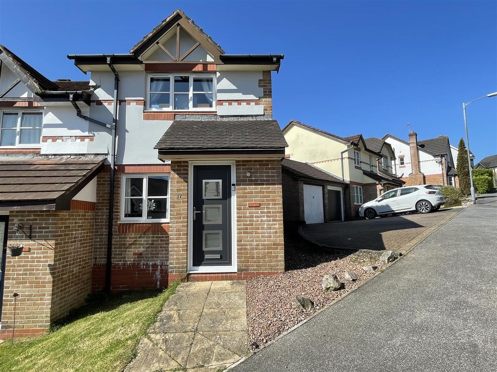 2 bed semidetached house for sale in Century Close, St Austell, St