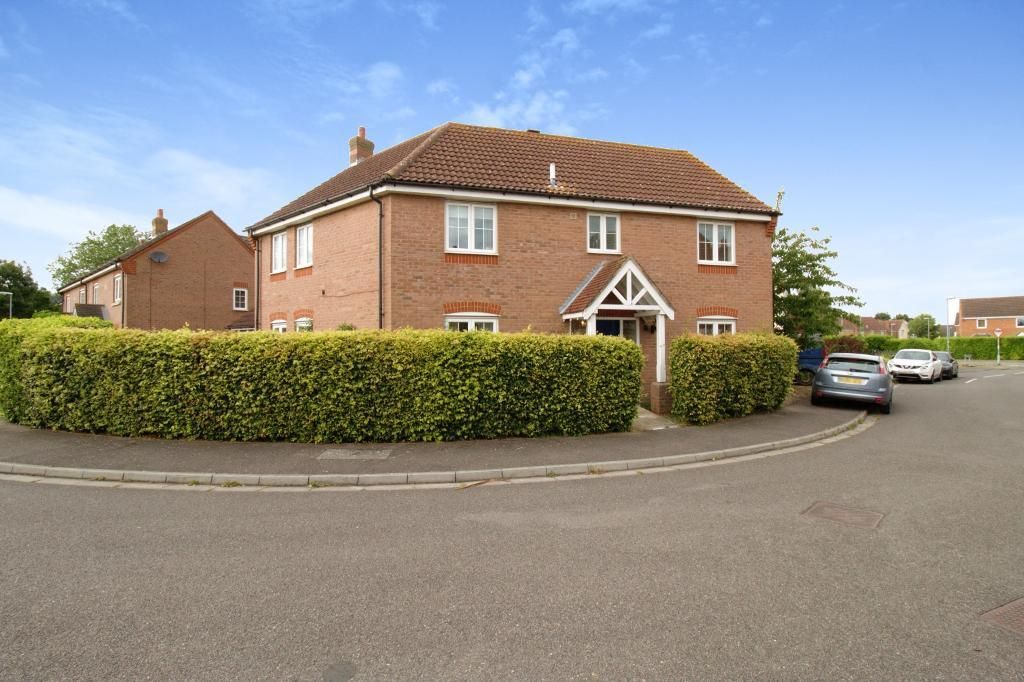 4 bed detached house for sale in Cornfield Close, Deeping St Nicholas