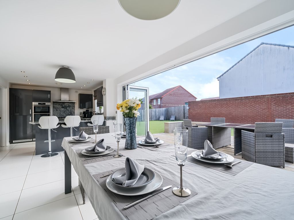 6 bed detached house for sale in Daisy Lane, Newton Abbot TQ12, £