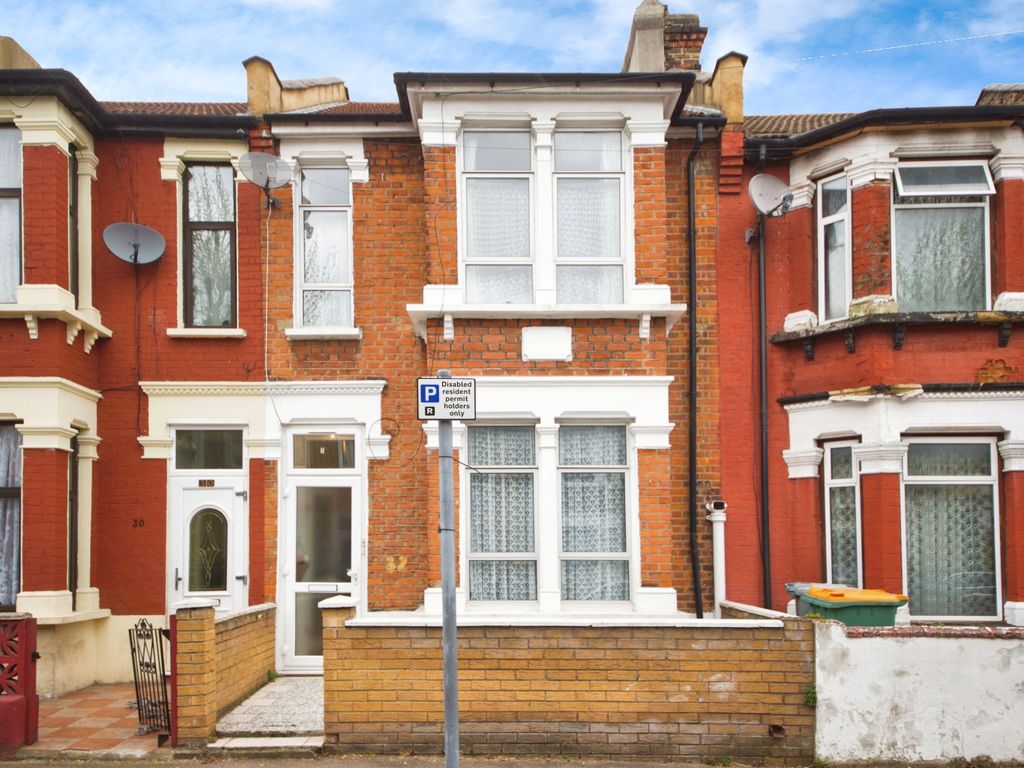 3 bed terraced house for sale in Rosebery Avenue, Manor Park, London