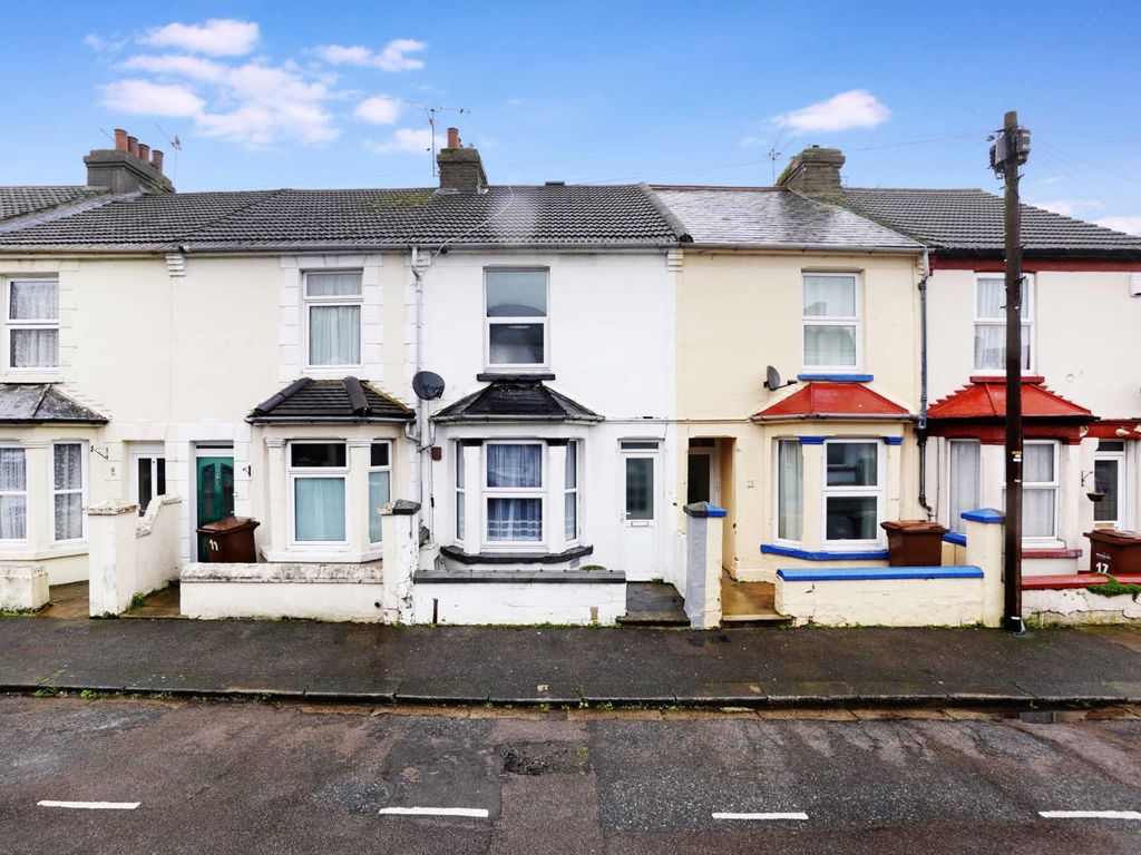 3 bed terraced house for sale in Macdonald Road, Gillingham ME7, £