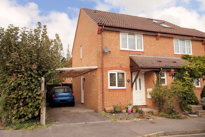 2 bed end terrace house for sale in Sullivan Close, Port Solent