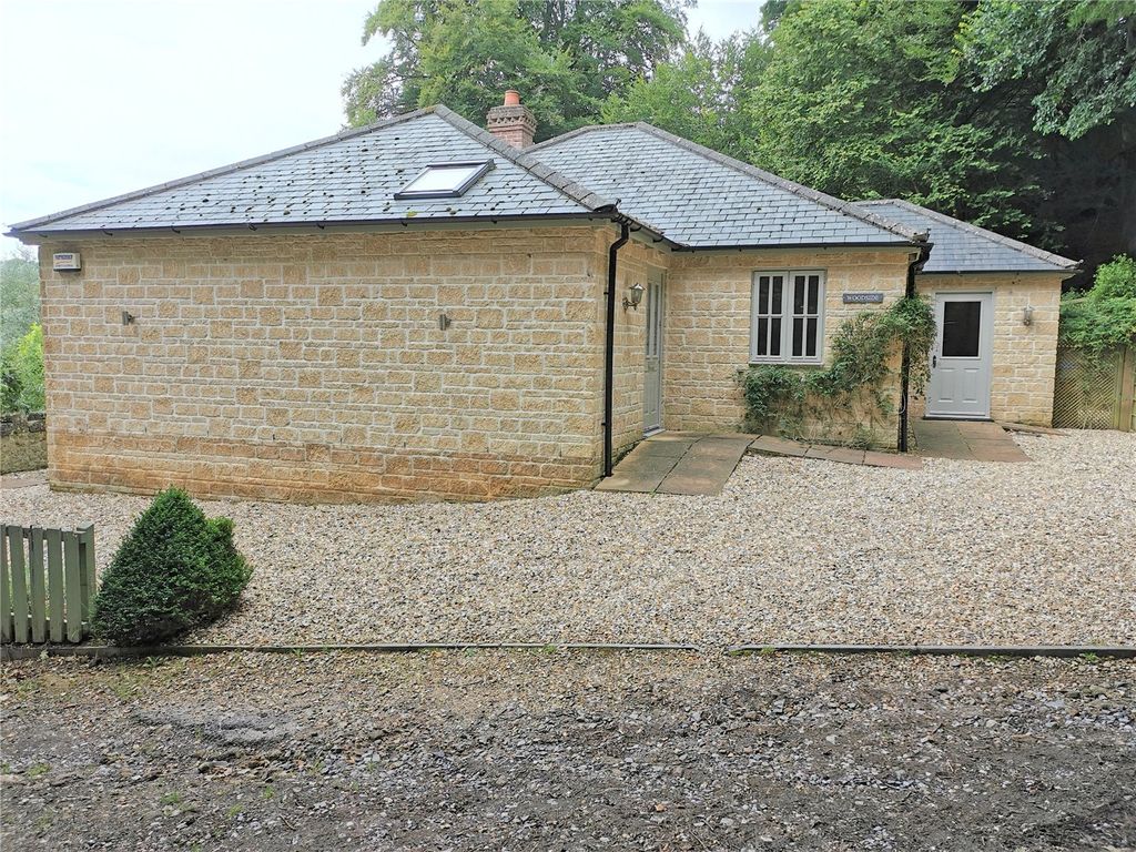 3 bed bungalow to rent in Higher Coombe, Donhead St. Mary, Shaftesbury