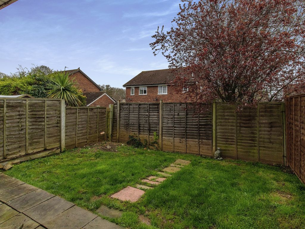 1 bed end terrace house for sale in Graveney Close, Cliffe Woods