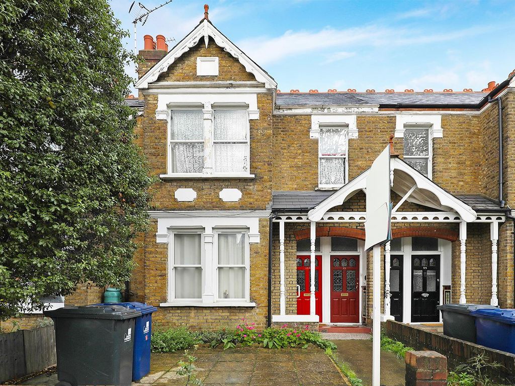 3 bed flat for sale in Little Ealing Lane, Ealing W5, £450,000 Zoopla
