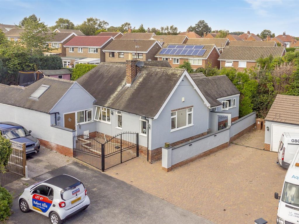 3 bed detached bungalow for sale in Mansfield Road, Redhill, Nottingham