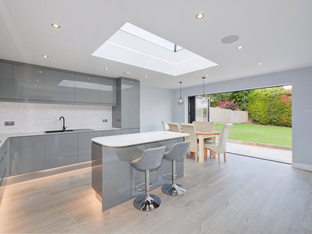 3 bed detached bungalow for sale in Dales Close, Herstmonceux BN27, £475,000 Zoopla