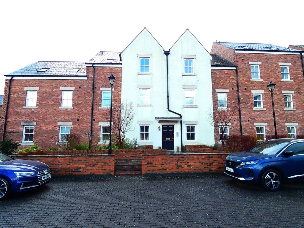 2 bed flat to rent in Hexham NE46 Zoopla