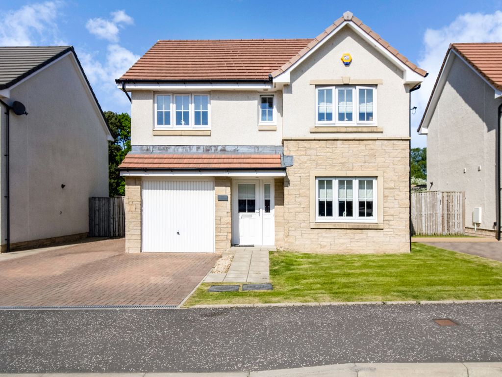 4 bed detached house for sale in Holstein Avenue, Hamilton ML3, £