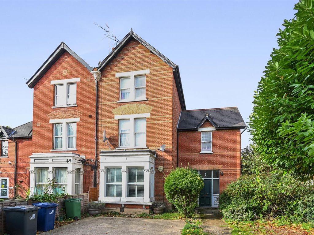 Perryn Road, London W3  