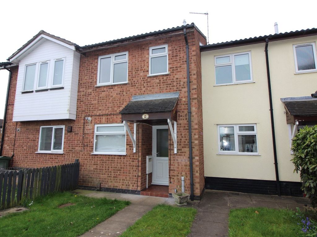 2 bed end terrace house for sale in The Pastures, Syston, Leicester