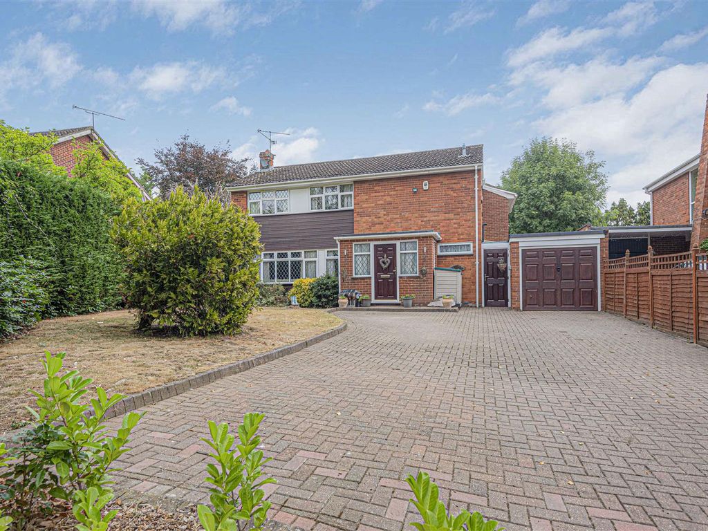 4 bed detached house for sale in Duffield Road, Woodley, Reading RG5