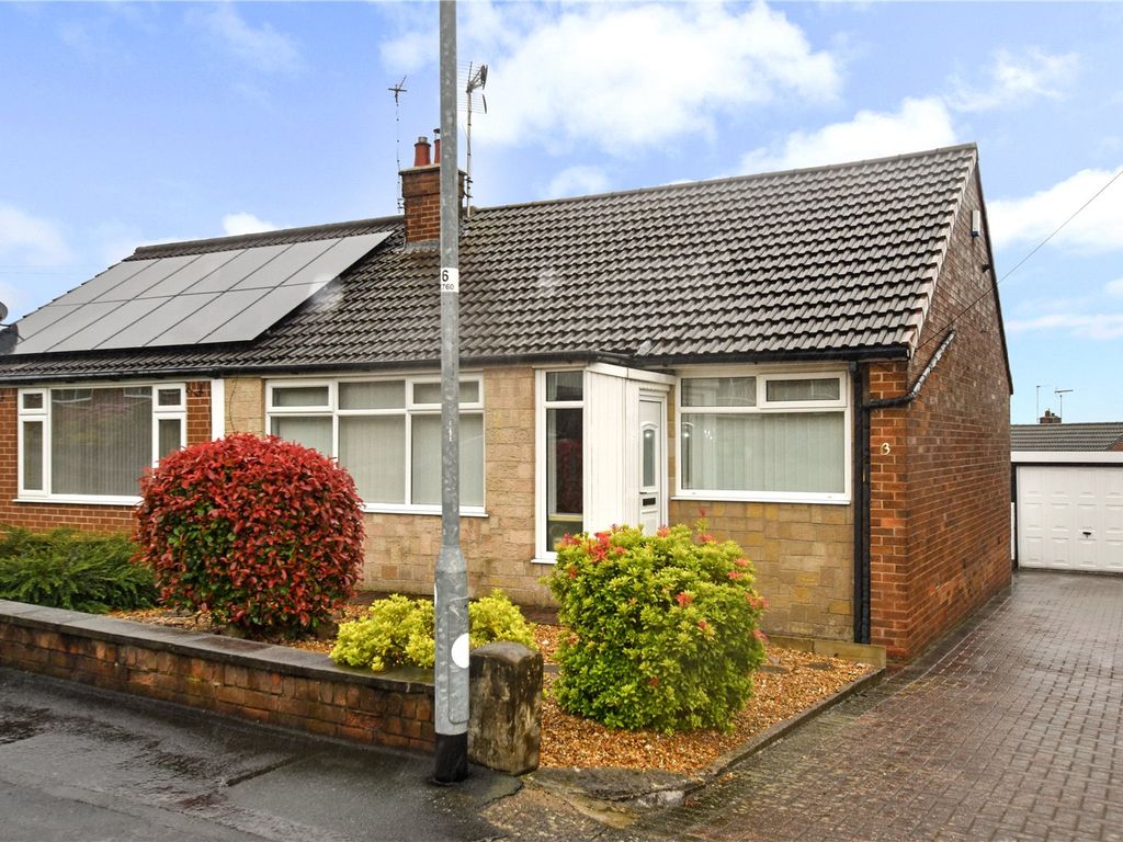 2 bed bungalow for sale in Croft House Drive, Morley, Leeds, West Yorkshire LS27, £220,000 Zoopla