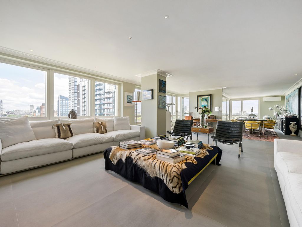 Peninsula Heights, 93 Albert Embankment, London SE1