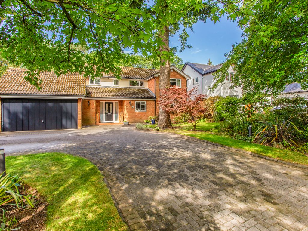 4 bed detached house for sale in Forest Road, Woking GU22, £1,300,000 Zoopla