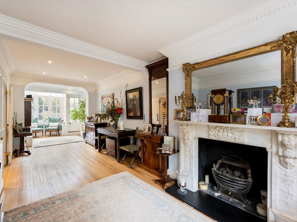4 bed terraced house for sale in Inkerman Terrace, Allen Street, London
