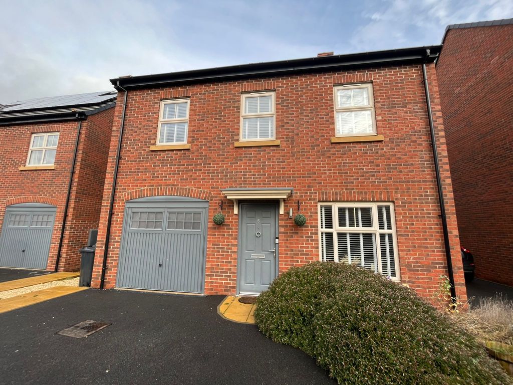 4 bed detached house for sale in Brodsworth Court, AdwickLeStreet