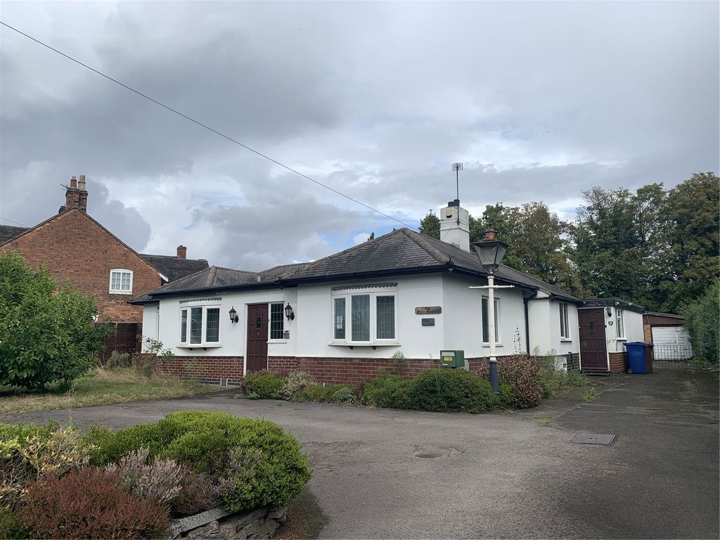 3 bed bungalow for sale in Tatenhill Lane, Branston, BurtonOnTrent