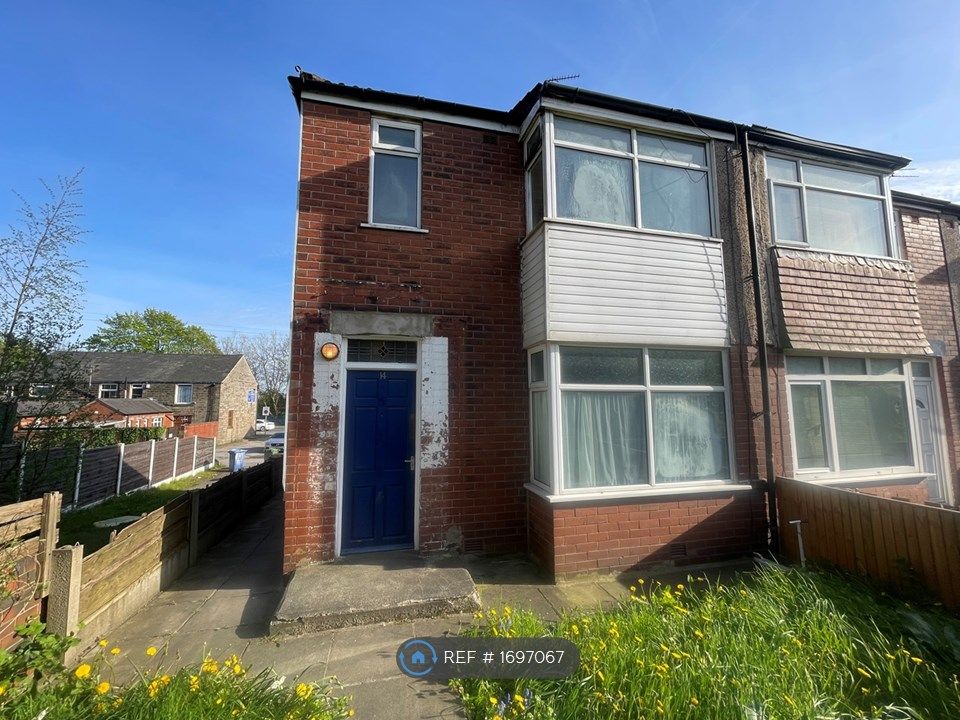 3 bed end terrace house to rent in Third Avenue, Bury BL9 Zoopla