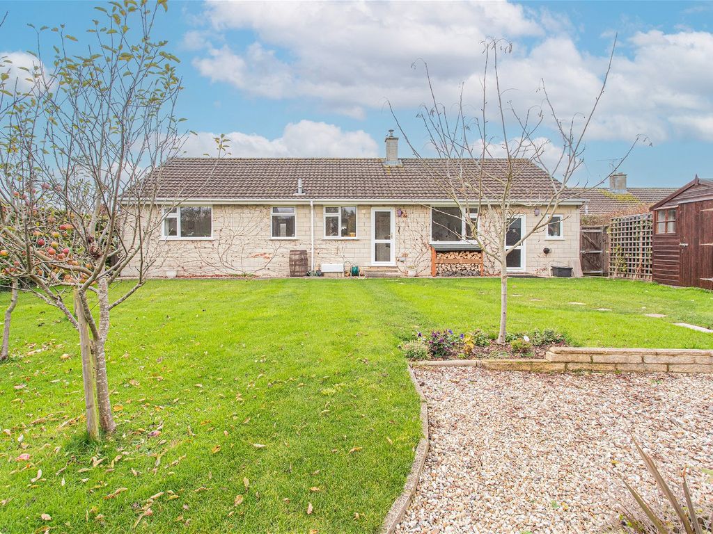 3 bed detached house for sale in Pembroke Green, Lea, Malmesbury SN16