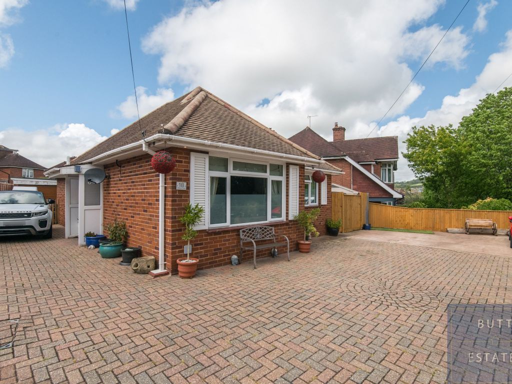 2 bed bungalow for sale in Hill Barton Road, Pinhoe, Exeter EX1, £