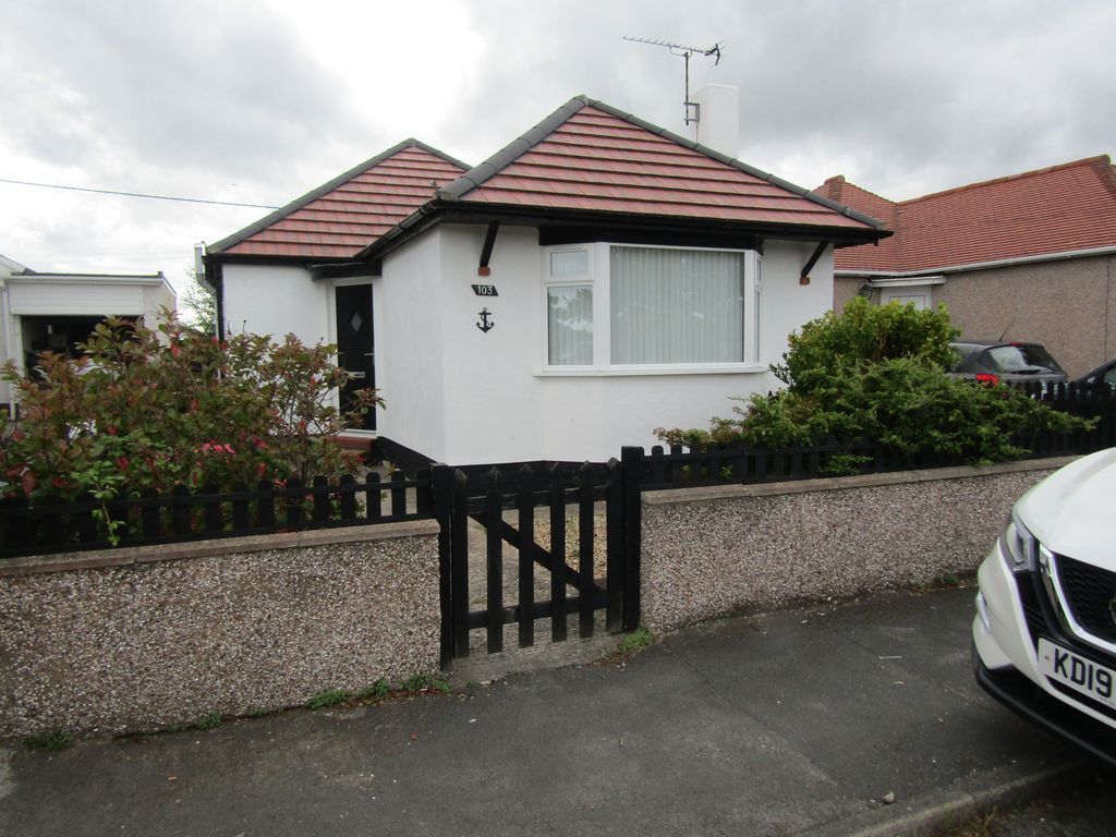 2 bed bungalow for sale in Rhyl Coast Road, Rhyl LL18 Zoopla