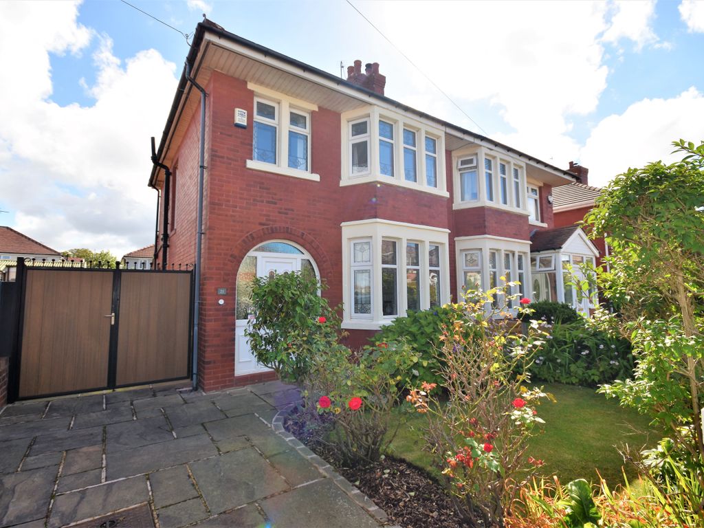 3 bed semidetached house for sale in Longridge Avenue, Blackpool FY4